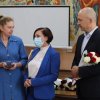 Щиро вітаємо директора Марію Василівну Братко з нагородою Департаменту освіти і науки виконавчого органу Київської міської ради Знаком "Відмінник столичної освіти"