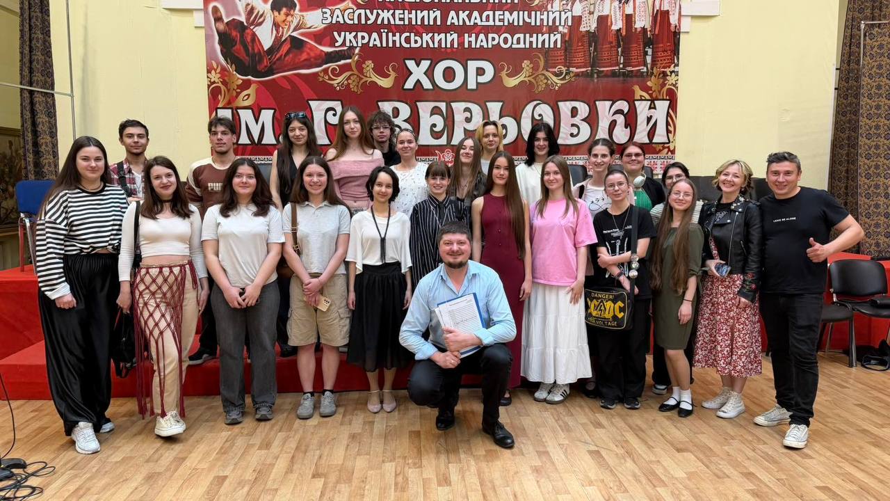 Виїзне заняття з інструментального ансамблю на репетицію Національного заслуженого академічного українського народного хору України імені Григорія Верьовки
