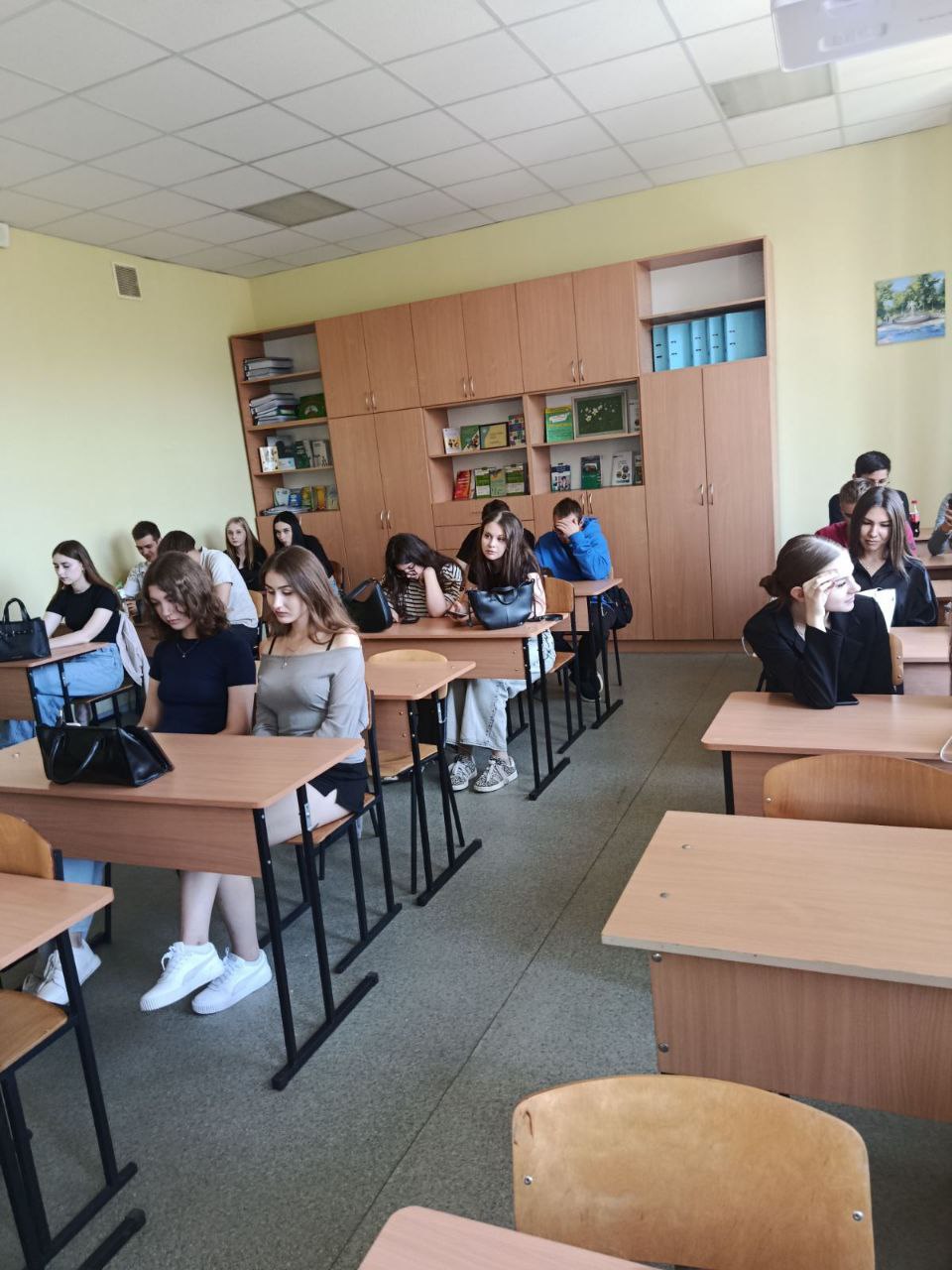 Онлайн-зустріч представників Освітнього центру Верховної Ради України зі студентами ІІІ курсу спеціальності "Право"