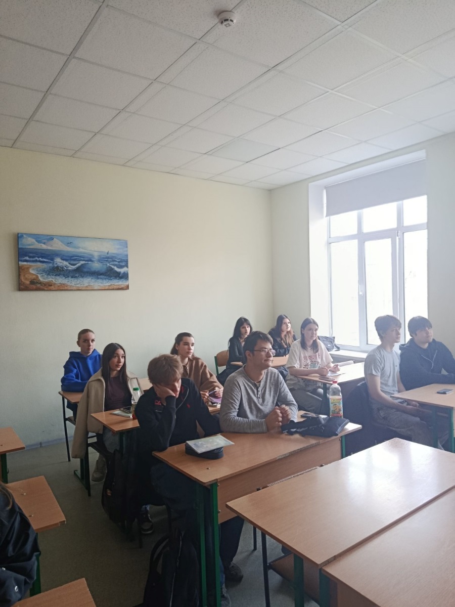 Засідання студентського наукового гуртка «De jure» на тему: «Механізм захисту прав людини в Україні»«Механізм захисту прав людини в Україні»