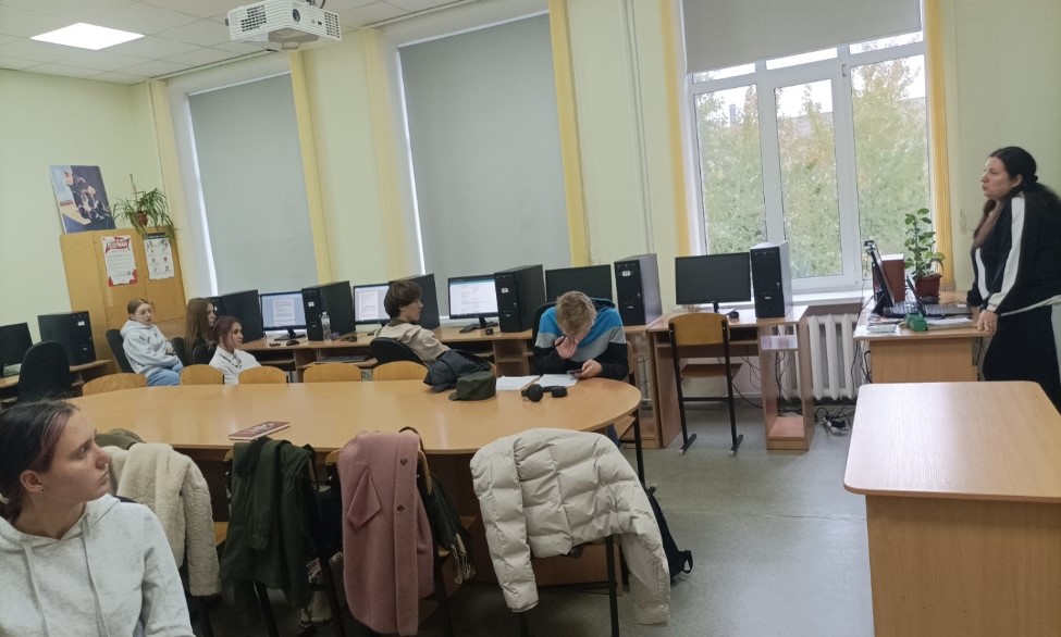 Організаційне засідання «Завдання та напрями роботи журналістського гуртка у новому навчальному році»